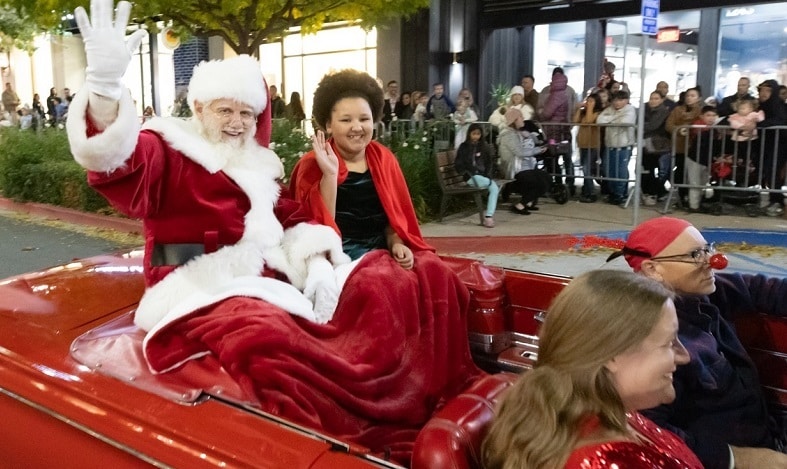 Mobile Adoptions at the Walnut Creek Holiday Parade of Lights & Tree Lightning